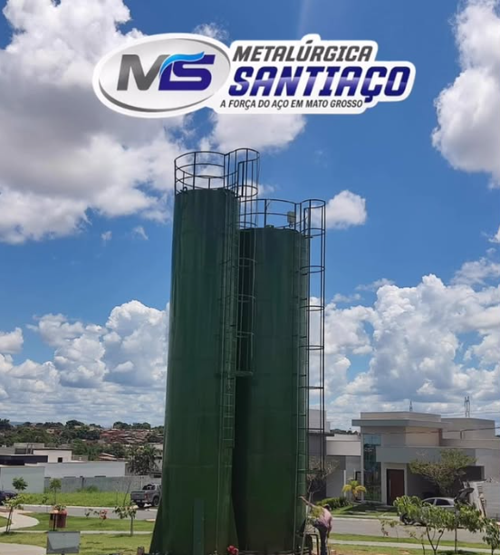 Reservatórios metálicos verticais